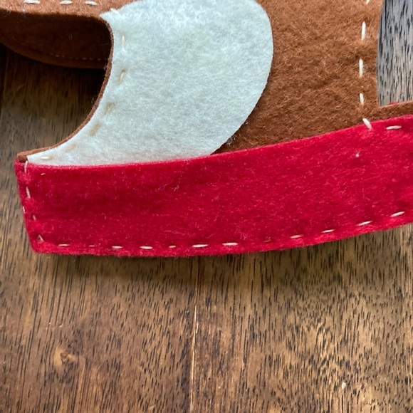 Pottery Barn Kids Rudolph The Red Nosed Reindeer Felt  Chairbacker - Picture 5 of 11